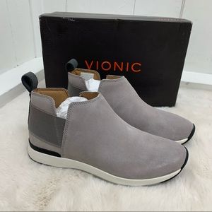 New! Vionic CeCe Chelsea Sneaker Boots Size 6.5